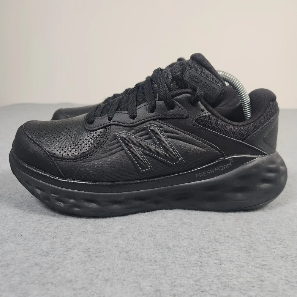 New Balance Fresh Foam 840 Womens 10 Mens 8.5 Wide Black Slip Oil Resistant